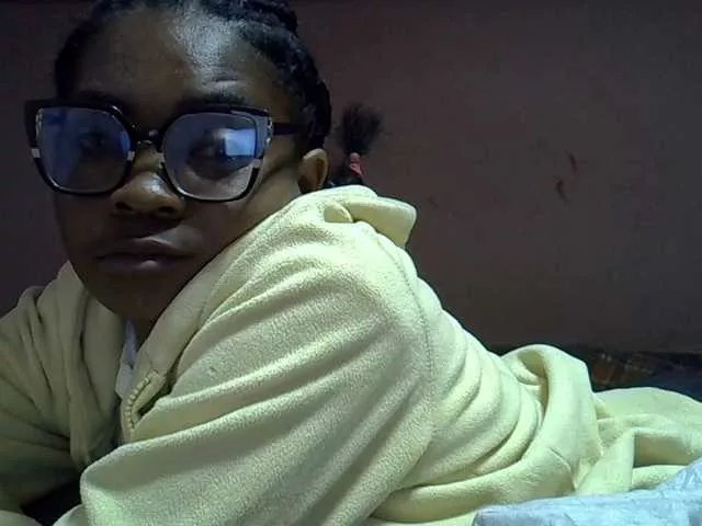 Freechat Angelinah75 on BongaCams