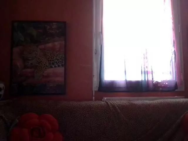 angelique4 on BongaCams