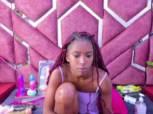 AngeyaPetite on BongaCams