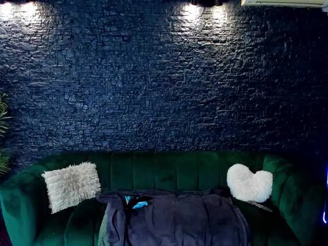 AnneSins on BongaCams