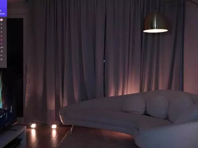 AnnieHill on BongaCams