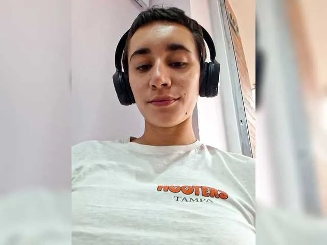 AntoniaDilune —  show me ur dick in c2c  IM A PVT GIRL - LUSH ON FROM 10#sexy#teen#squirt#bigtits#analplay#hairy#pussy#lovense#cum#colombian Boobs play @total @sofar  @remain 