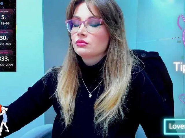 anyarosses on BongaCams