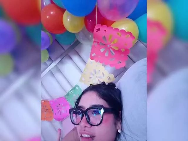 ArielMoore on BongaCams