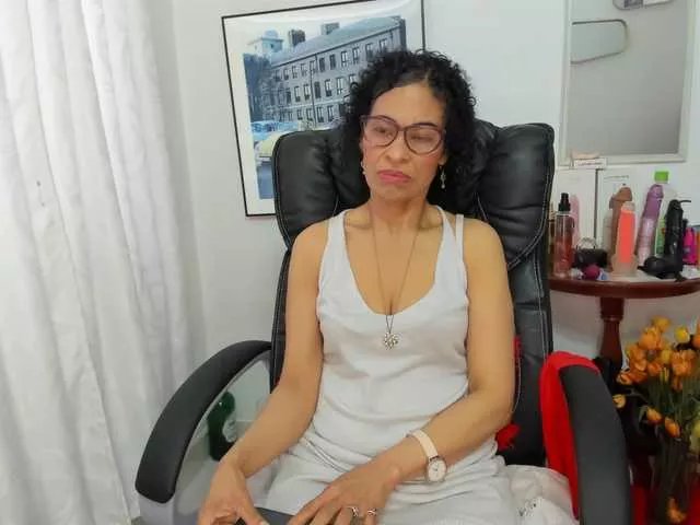 Aries-Mature on BongaCams