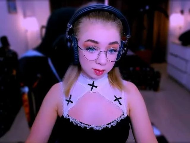 BabyNicole on BongaCams