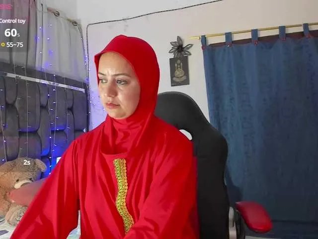 BadraSaadi on BongaCams