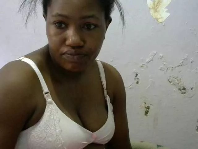 Barbiequeen on BongaCams