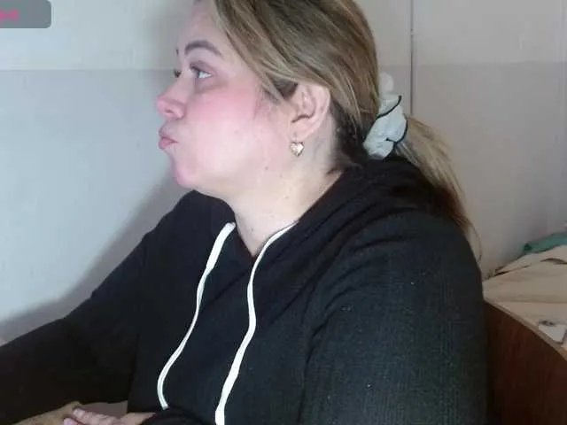 bella-savati on BongaCams