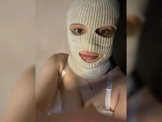 Freechat BichPussy52 on BongaCams