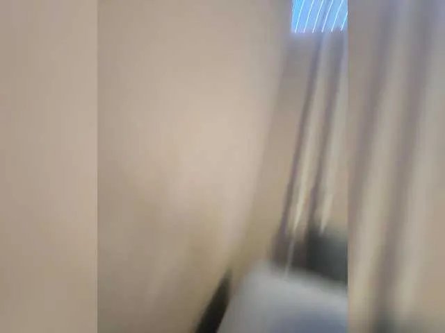 Freechat BichPussy52 on BongaCams