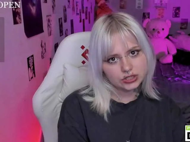 bixxxiz — take off your t-shirt