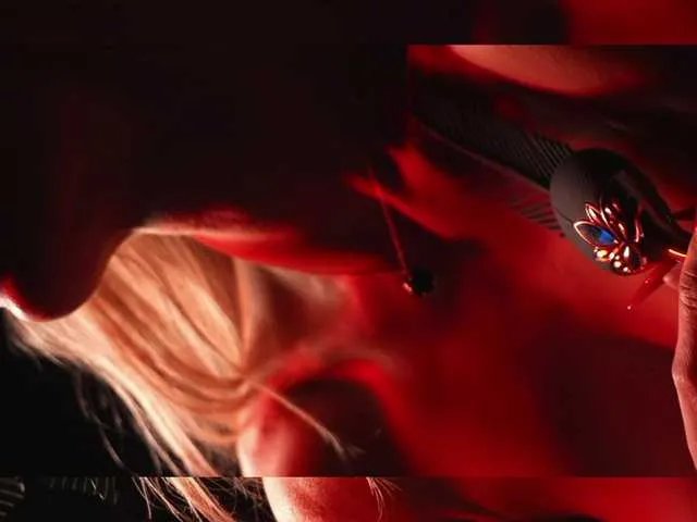 blondinochkaa on BongaCams