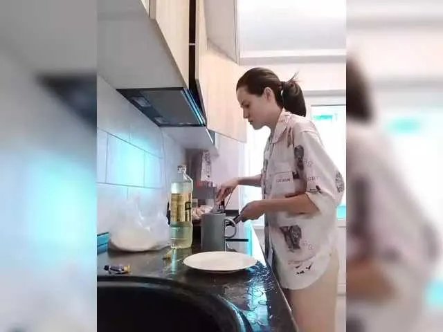 Bogina2 on BongaCams