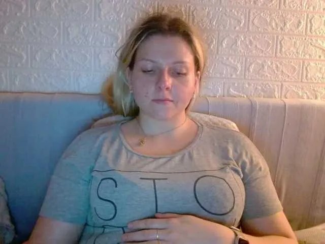 BritneyBlond on BongaCams