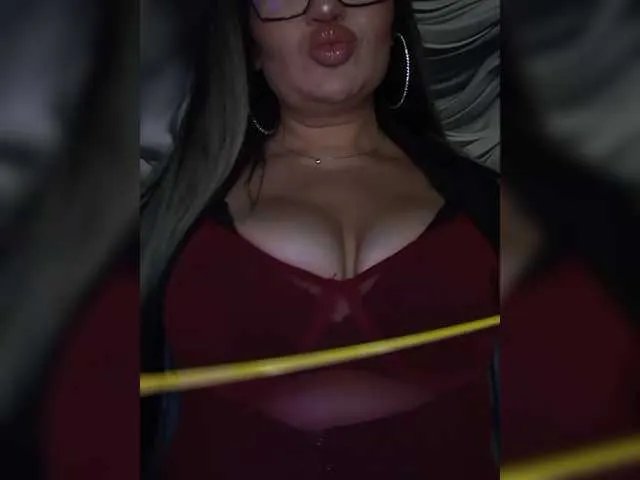 Brunetochkaaa on BongaCams