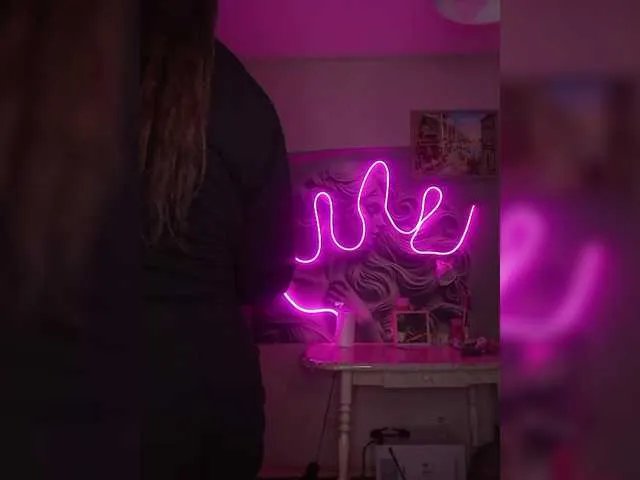 Brunetochkaaa on BongaCams