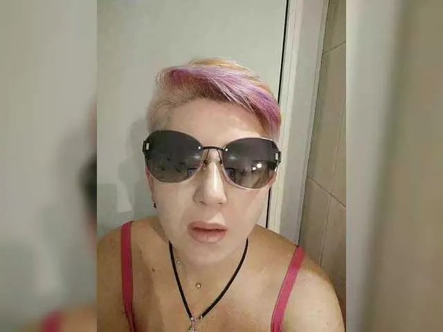 BUSINKA-25 on BongaCams
