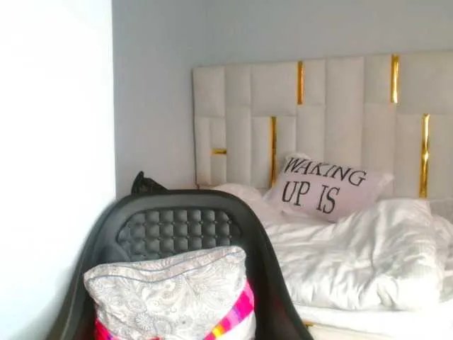 bustymelons69 on BongaCams