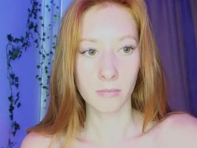 Candy-Floss on BongaCams