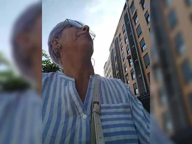 Freechat canitas69 on BongaCams