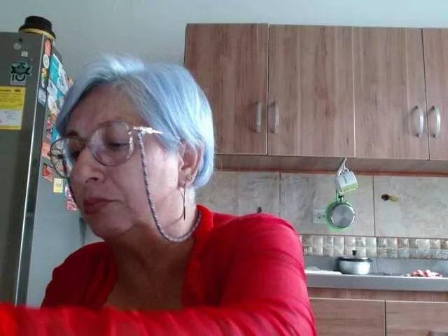 Freechat canitas69 on BongaCams