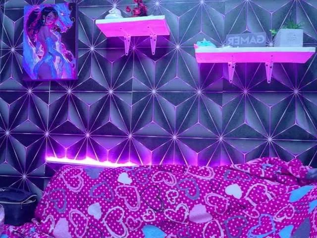 CannelleX on BongaCams