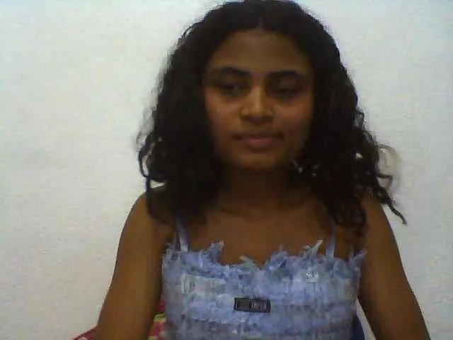 Carennehot2 on BongaCams