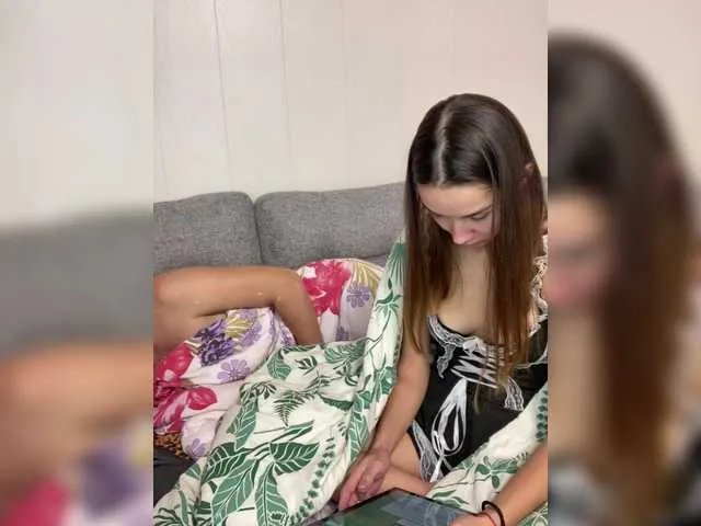 Cat-meowa on BongaCams