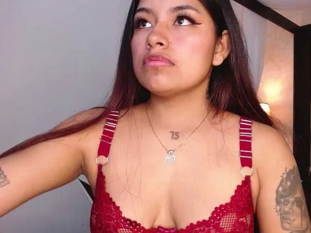 ChantalPetit on BongaCams
