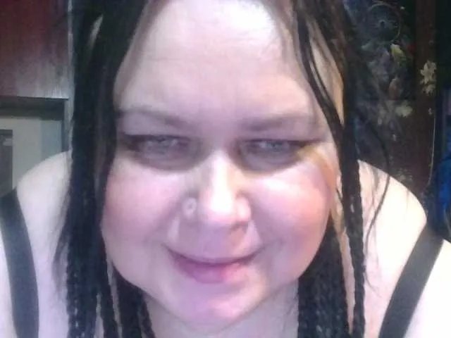 CharleeKendall on BongaCams