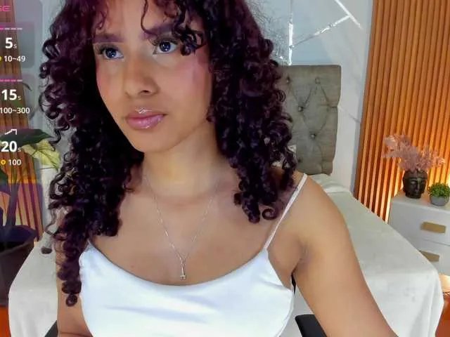 Charlotte-69 on BongaCams