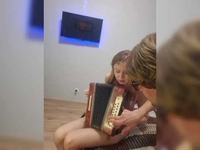 Freechat Chelsi16 on BongaCams