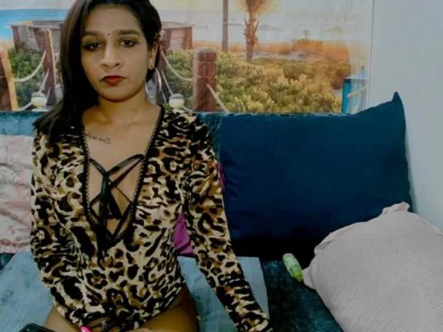 cherryindian4u on BongaCams