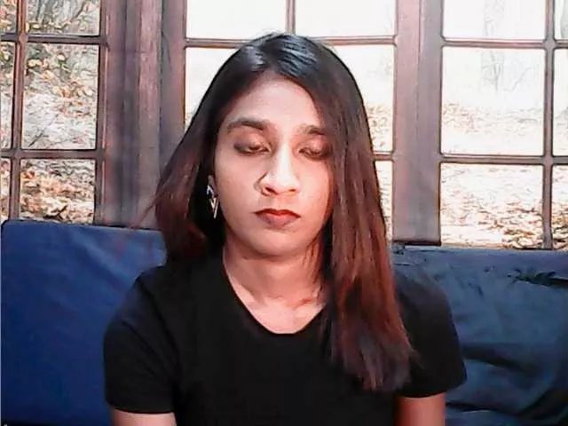 cherryindian4u on BongaCams