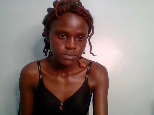 Chocolate-fudgecake on BongaCams