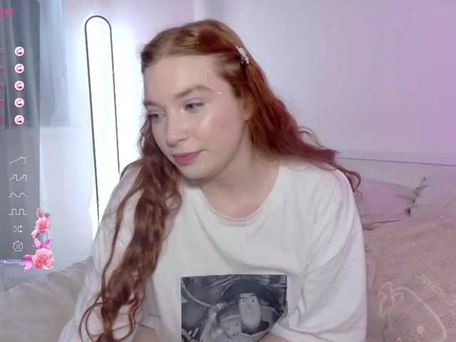 cinnabongirl on BongaCams