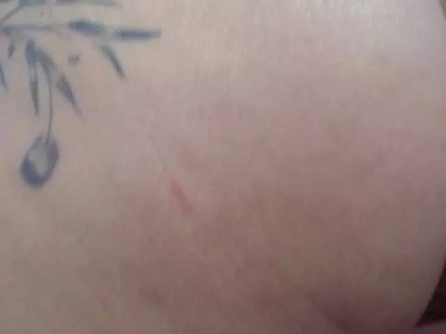 Freechat ComeFuckMe18 on BongaCams