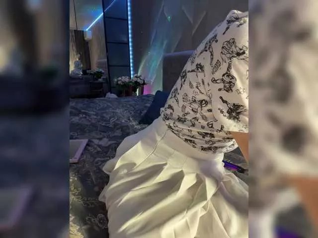 Cosmos13131 on BongaCams