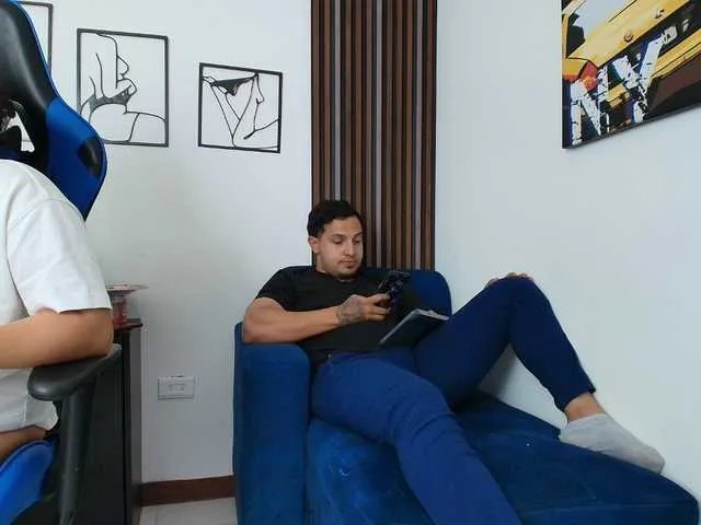 couplee-horny on BongaCams