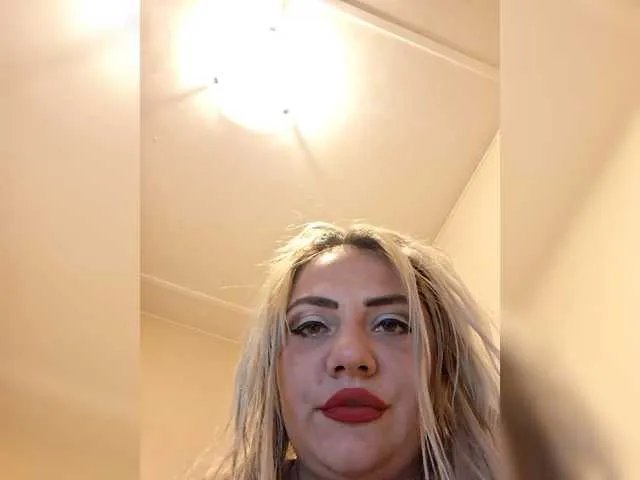 CrazyplesureAnna on BongaCams