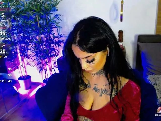 CreamyInk on BongaCams