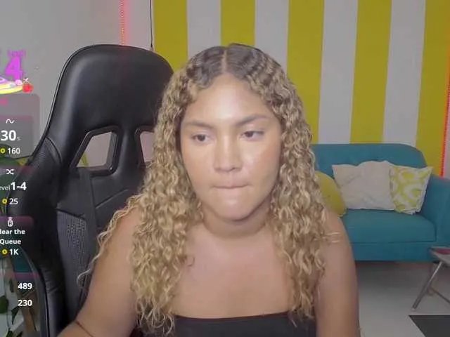 cristalwar on BongaCams