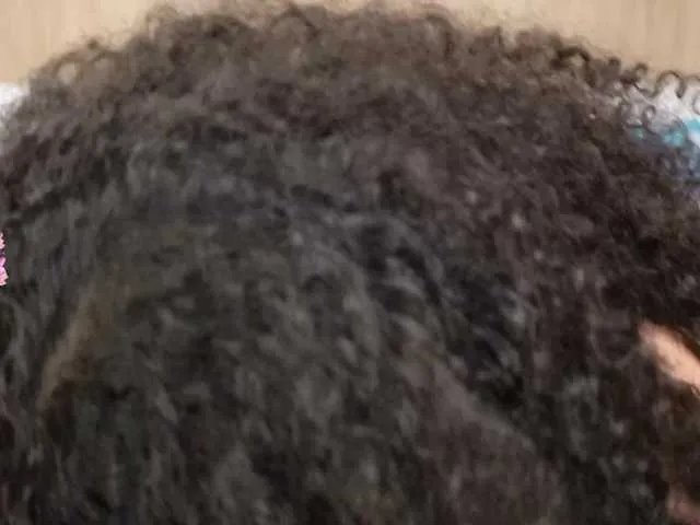 Freechat curlysexi on BongaCams