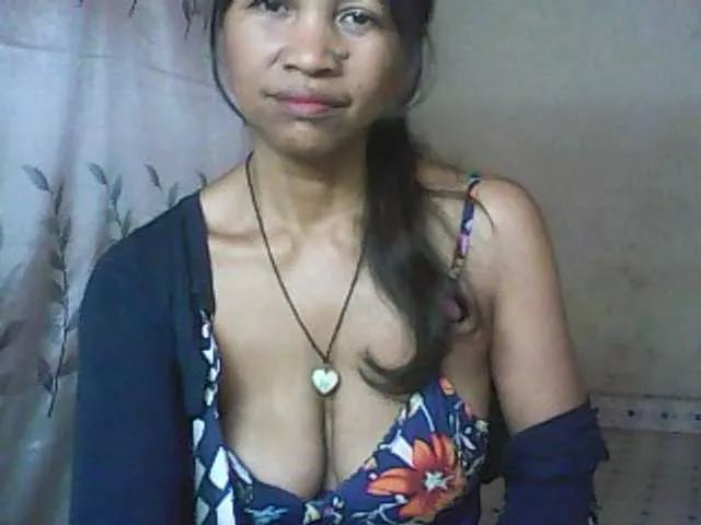 Cute0403 on BongaCams