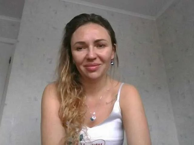 CuteFngelina on BongaCams