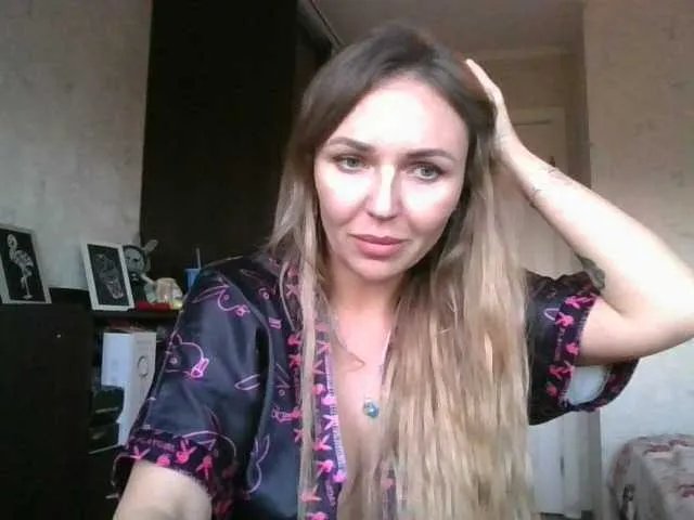 CuteFngelina on BongaCams