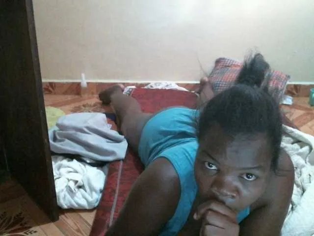 BongaCams CuteLeilah is Freechat CuteLeilah — Freechat on BongaCams