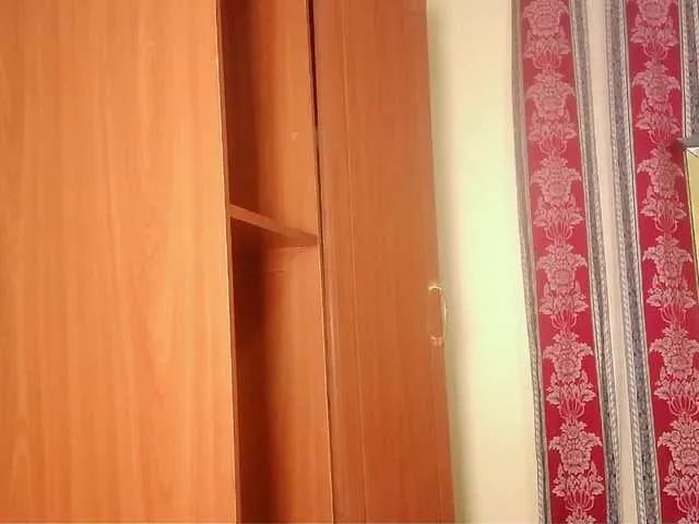 Freechat cuteone2 on BongaCams