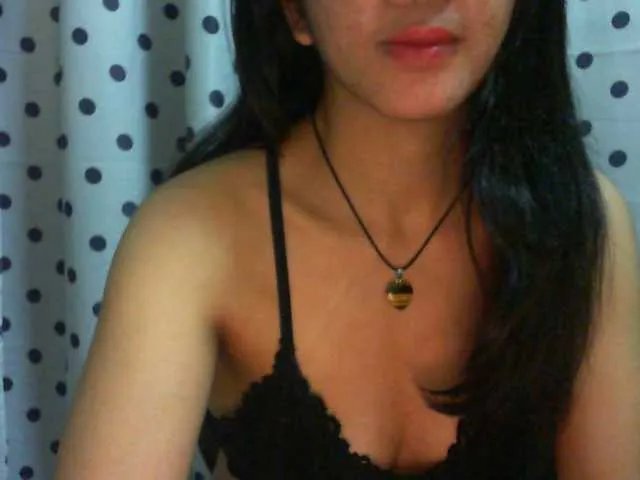 Cyah2 on BongaCams